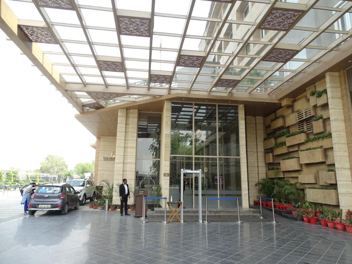 The Grand Arc Hotel & Convention Centre Shahjahanpur Eksteriør billede